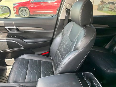 Used 2022 Kia Telluride SX w/ SX Prestige Package AWD/4WD image 10