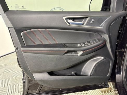 Used 2024 Ford Edge ST-Line image 10