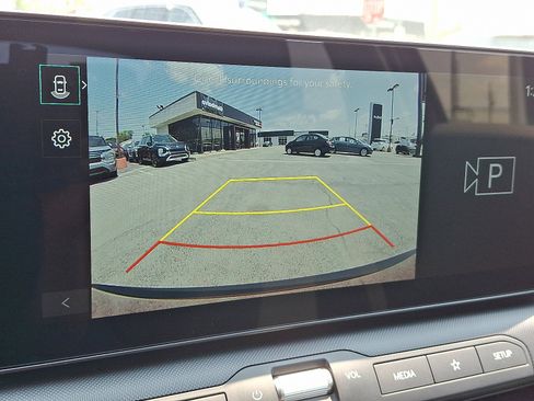New 2025 Kia K4 LXS image 16