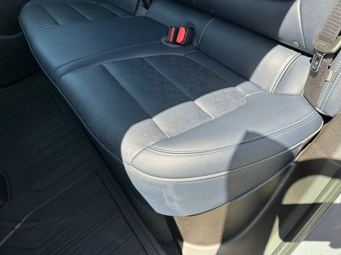 Used 2023 Chevrolet Bolt EUV Premier FWD image 47
