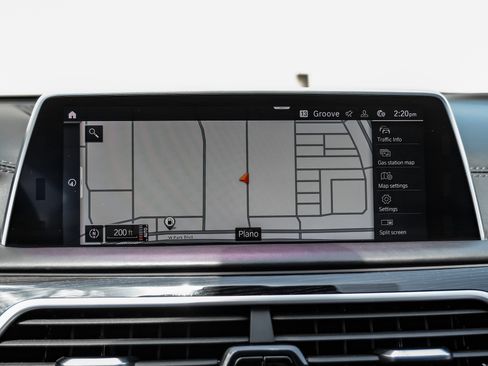 Used 2020 BMW 750i xDrive w/ Executive Package AWD/4WD image 20