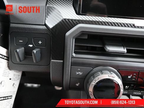 Used 2025 Toyota 4Runner TRD Pro AWD/4WD image 17