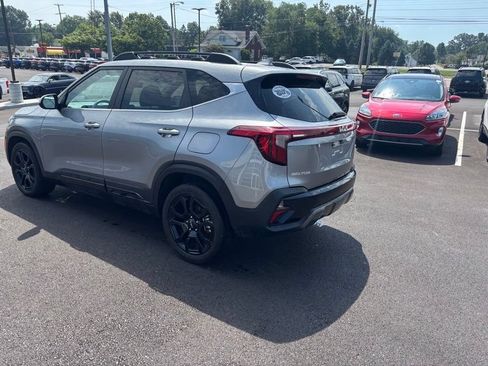 Certified 2024 Kia Seltos X-Line AWD/4WD image 6