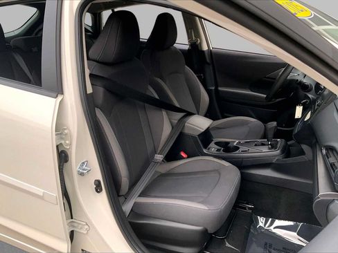 Used 2025 Subaru Impreza 2.0i AWD/4WD image 8