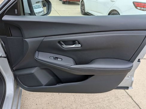 Certified 2023 Nissan Sentra SV w/ All-Weather Package FWD image 33