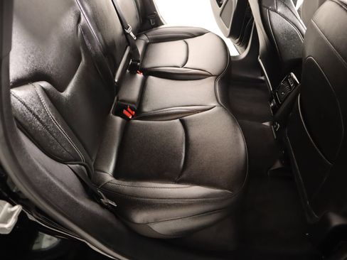 Used 2025 Jeep Compass Limited image 13