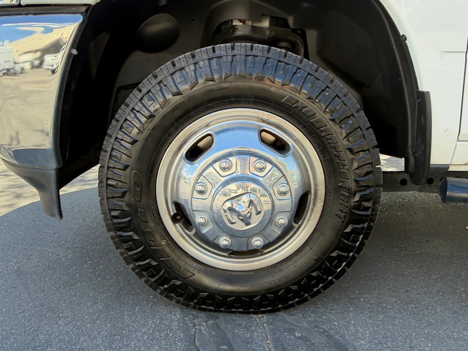 Used 2023 RAM 3500 Big Horn w/ Level 1 Equipment Group AWD/4WD image 29