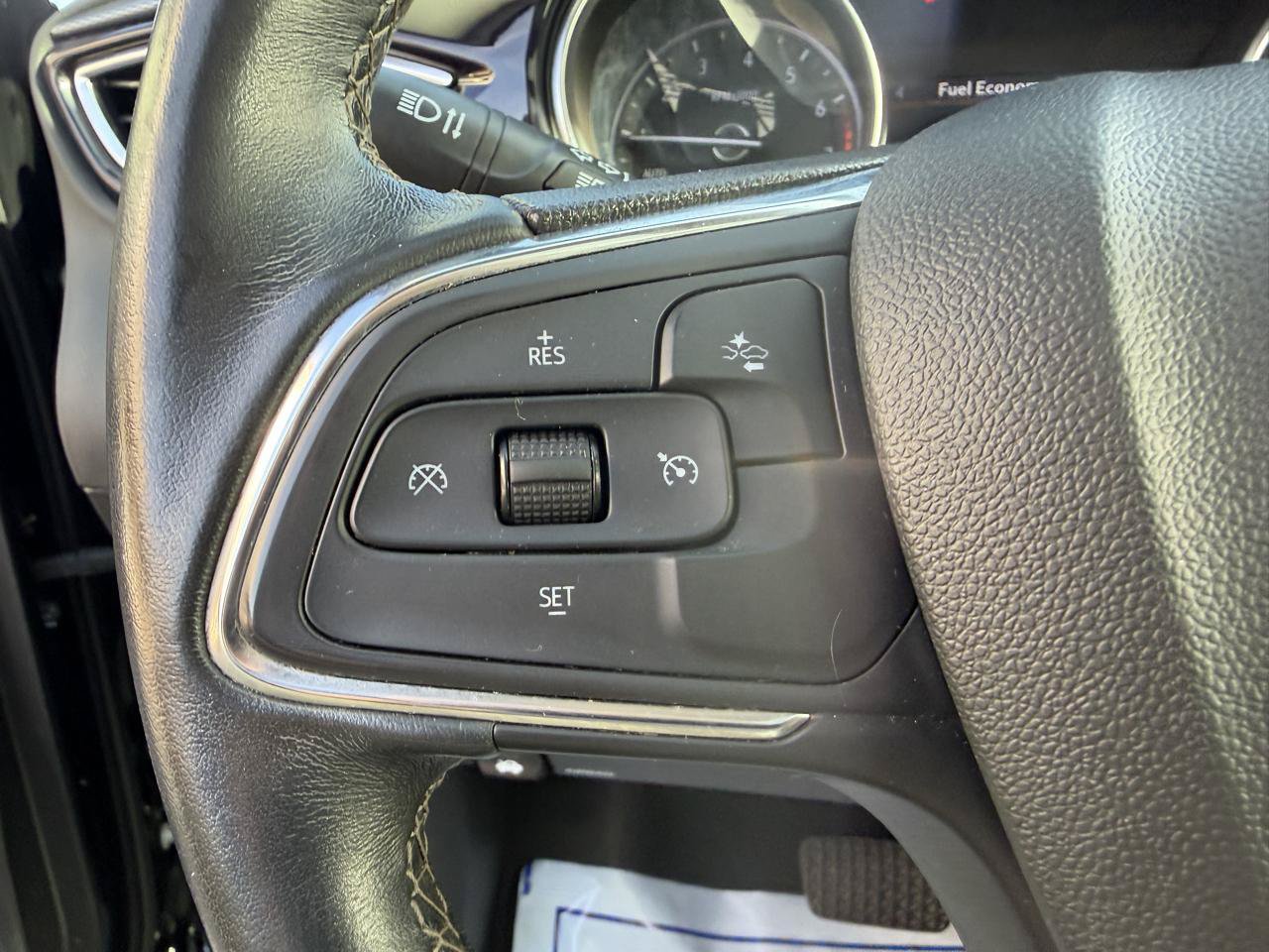 Used 2023 Buick Encore GX Select w/ Experience Buick Package FWD image 28