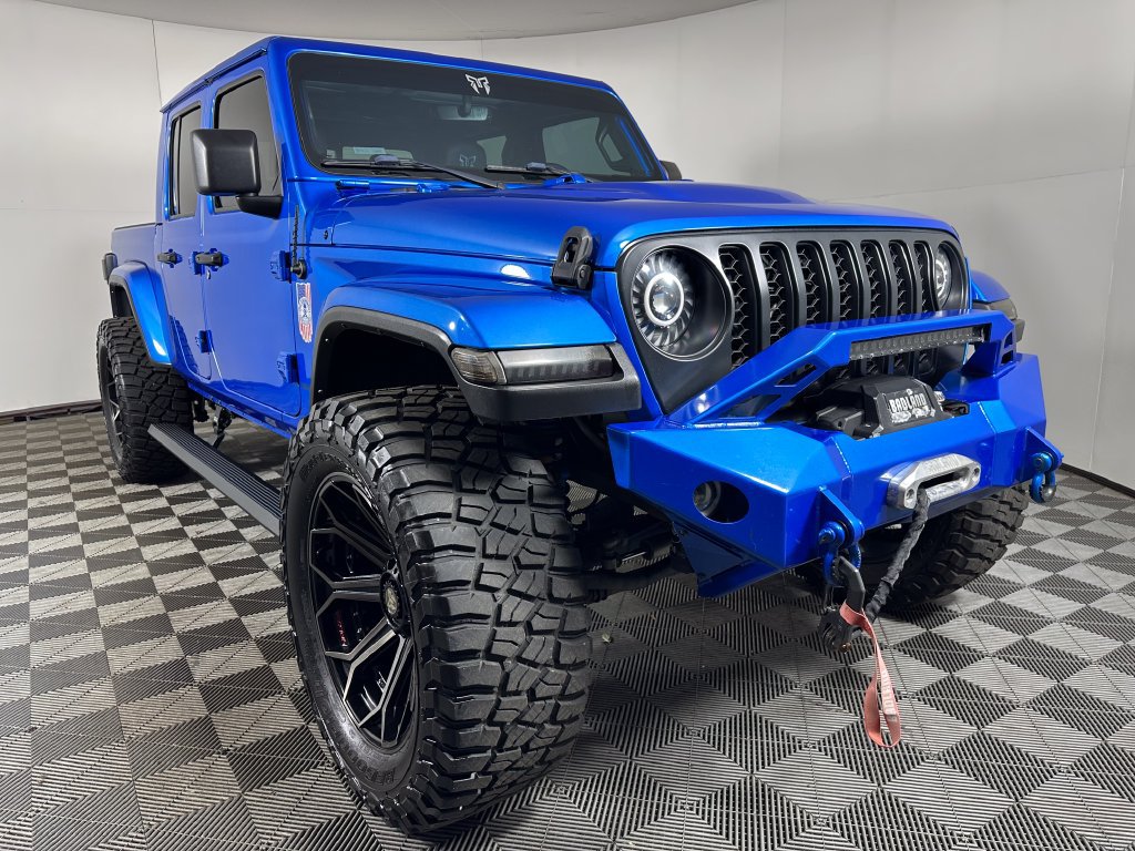Used 2022 Jeep Gladiator Overland w/ Cold Weather Group AWD/4WD image 7