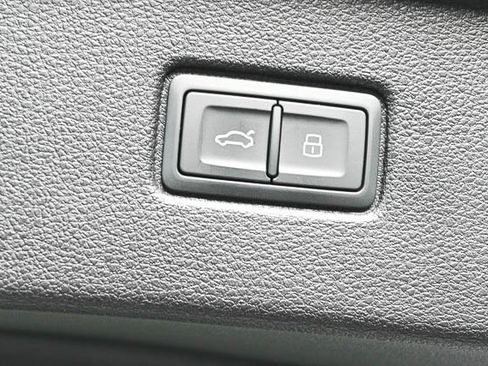 New 2025 Audi Q7 3.0T Premium Plus image 33