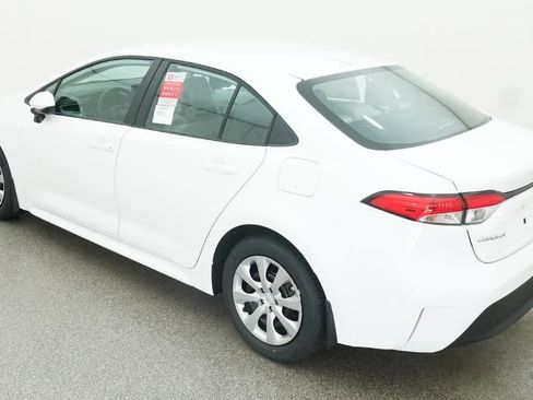 New 2026 Toyota Corolla LE FWD image 5