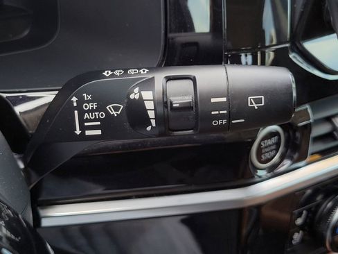 Used 2022 Nissan Pathfinder Platinum w/ Cargo Package image 33