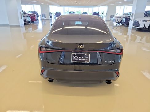 Used 2023 Lexus IS 300 w/ Comfort Package RWD image 7