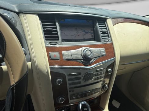 Used 2018 INFINITI QX80 4WD w/ Driver Assistance Package image 10