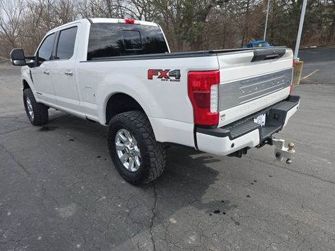 Used 2018 Ford F250 Platinum w/ Platinum Ultimate Package image 15