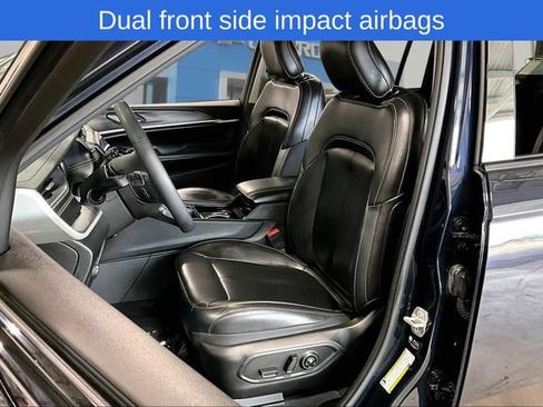 Used 2023 Jeep Grand Cherokee L Limited AWD/4WD image 21