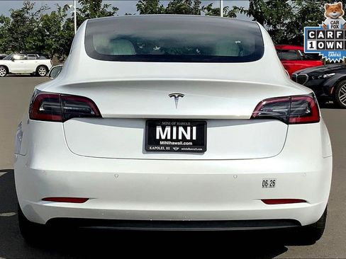 Used 2020 Tesla Model 3 Standard Range Plus image 4