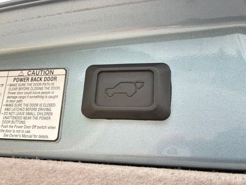 Used 2005 Lexus RX 330 AWD w/ Premium Plus Pkg image 17