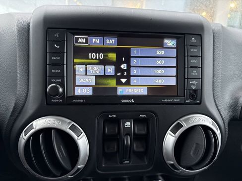 Used 2017 Jeep Wrangler Unlimited Sahara w/ Dual Top Group image 46