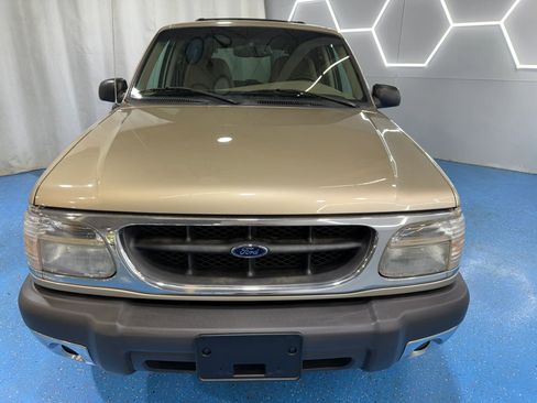 Used 1999 Ford Explorer 4WD 4-Door image 3