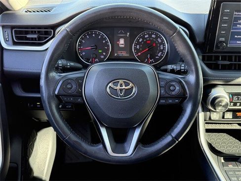 Used 2019 Toyota RAV4 XLE image 13