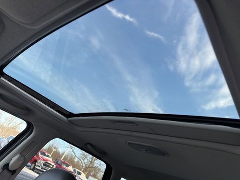 Used 2004 MAZDA Tribute ES w/ Luxury Pkg image 11