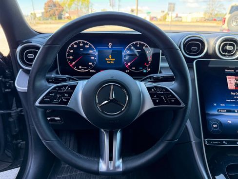 Used 2025 Mercedes-Benz C 300 4MATIC Sedan image 14