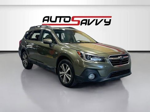 Used 2019 Subaru Outback 3.6R Limited w/ Popular Package #2 AWD/4WD image 1