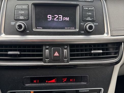 Used 2016 Kia Optima EX image 18