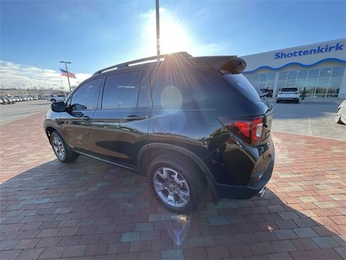 Certified 2023 Honda Passport TrailSport image 14
