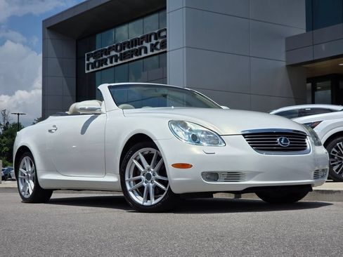 Used 2005 Lexus SC 430 Convertible RWD image 3