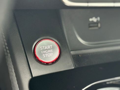 Used 2021 Audi S4 Premium Plus w/ Premium Plus Package image 25