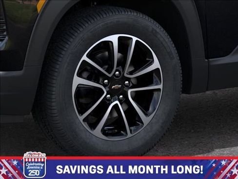New 2026 Chevrolet TrailBlazer LT w/ LT Cold Weather Package FWD image 9