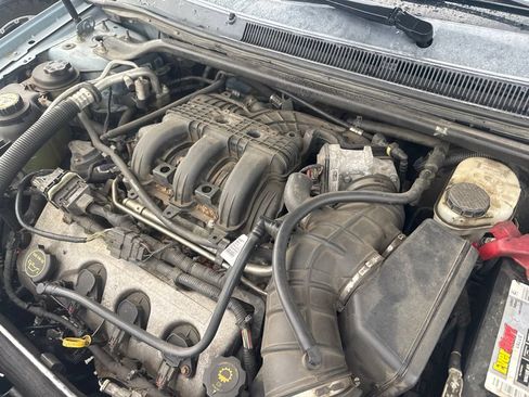 Used 2009 Ford Taurus Limited FWD image 31