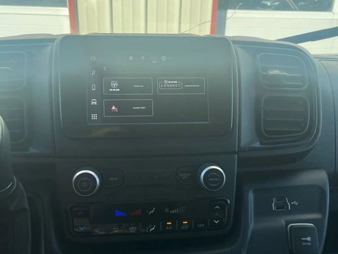 Used 2023 RAM ProMaster 2500 image 10