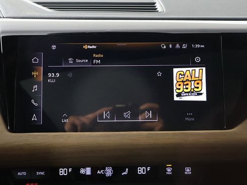 Used 2023 Audi e-tron GT Premium Plus image 45