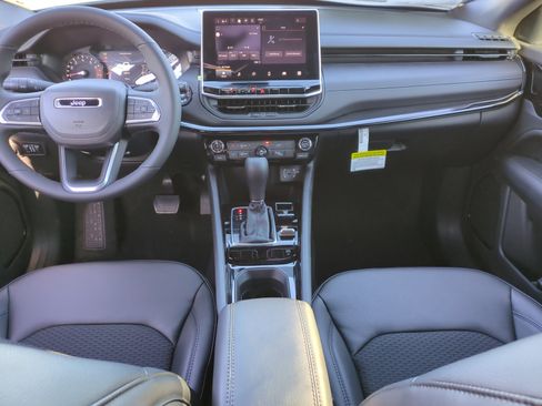 New 2026 Jeep Compass Latitude AWD/4WD image 20