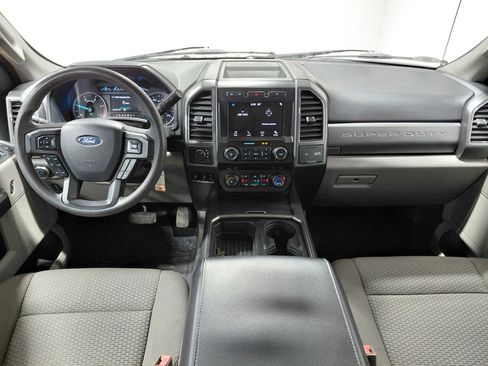 Used 2019 Ford F350 XLT w/ XLT Premium Package image 2