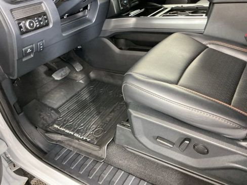 Certified 2025 Ford F350 Lariat w/ FX4 Off-Road Package image 18