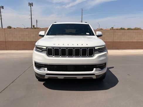 Used 2022 Jeep Wagoneer Series II w/ Premium Group I AWD/4WD image 6