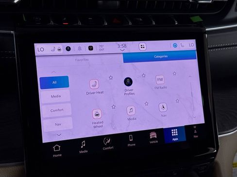 New 2025 Jeep Grand Cherokee Limited image 42