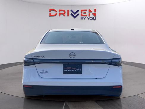 New 2026 Nissan Sentra SV w/ SV Convenience Package FWD image 4