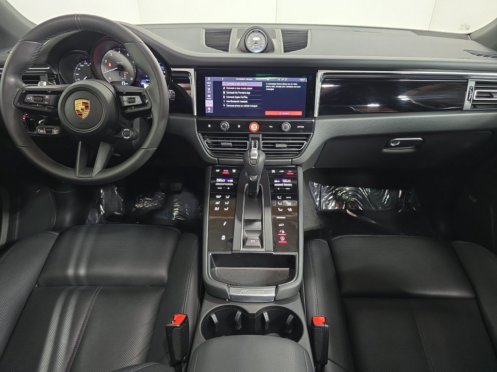 Certified 2025 Porsche Macan S AWD/4WD image 13
