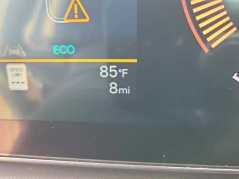 New 2026 Hyundai Santa Fe SE image 14