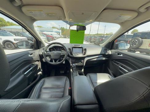 Used 2018 Ford Escape SEL AWD/4WD image 19