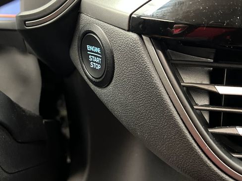 Used 2025 Ford Escape Active image 43