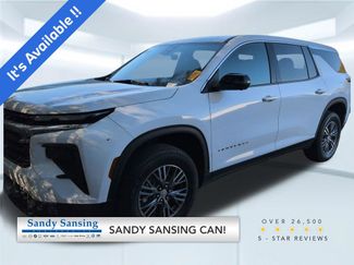 Used 2024 Chevrolet Traverse LS video 1