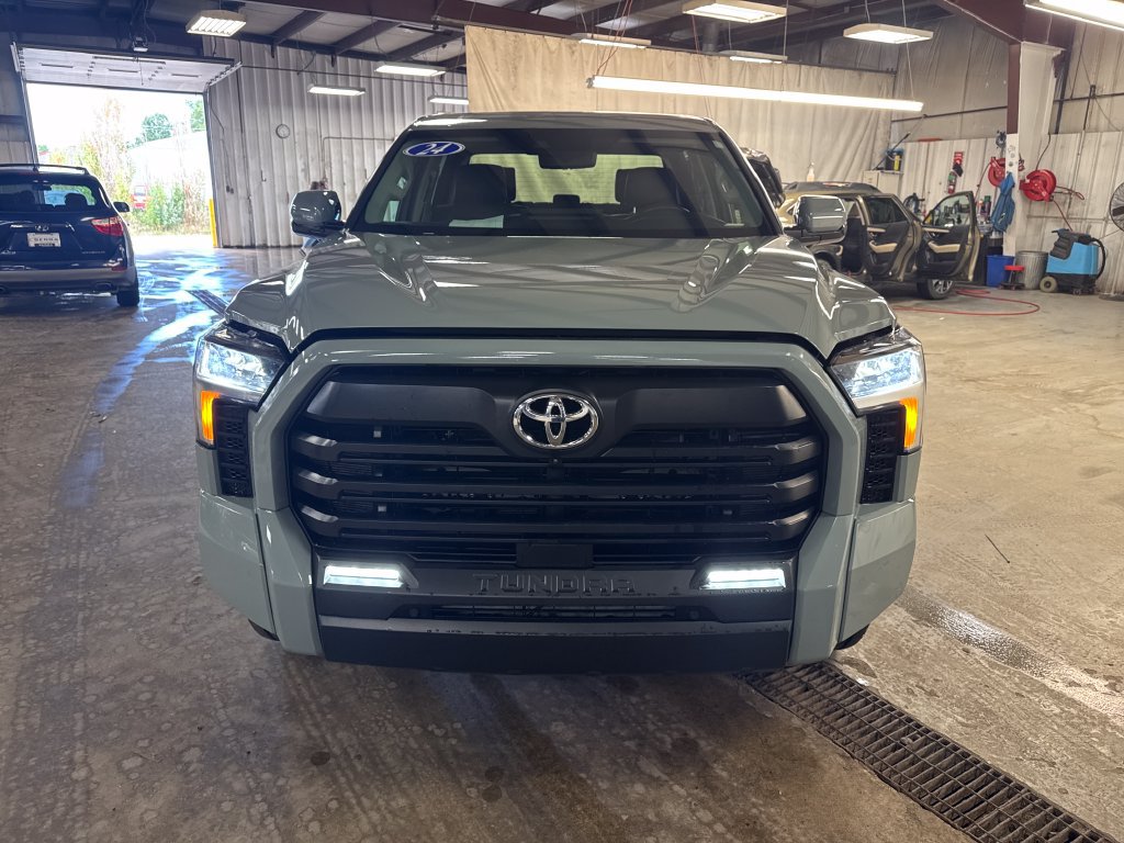 Used 2024 Toyota Tundra SR5 w/ SR5 Premium Package AWD/4WD image 8