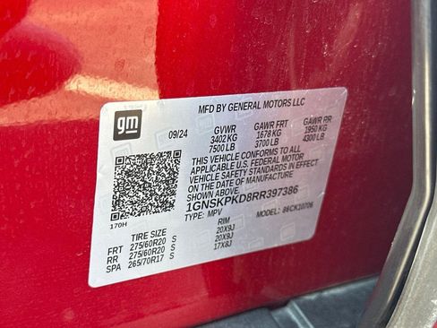 Used 2024 Chevrolet Tahoe Z71 w/ Luxury Package image 23