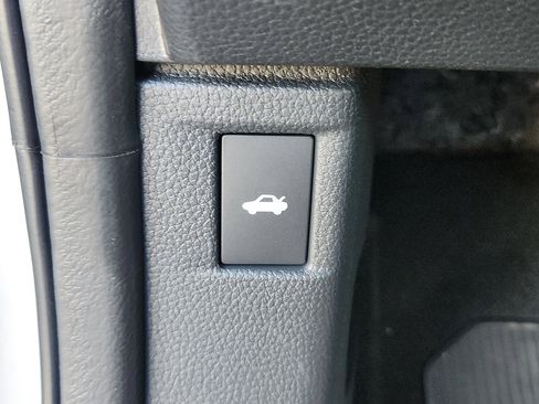 New 2025 Honda Accord LX image 15